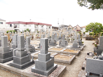 新田中野財産区墓地の写真　伊丹市にあるお墓のことなら伊丹霊園ガイド
